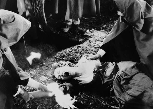 DEVILS OF DARKNESS, Rona Anderson, 1965 PUBLICATIONXNOTxINxCANxCHNxFRAxITAxJPNxNORxPOLxRUSxESPxUKxUSA Copyright: xCourtesyxEverettxCollectionx MBDDEOF EC179