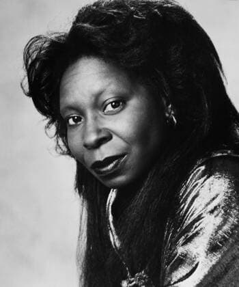 GHOST, Whoopi Goldberg, 1990, Ã‚Â© Paramount courtesy Everett Collection Please credit Courtesy Everett Collection PUBLICATIONXNOTxINxCANxCHNxFRAxITAxJPNxNORxPOLxRUSxESPxUKxUSA Copyright: xCourtesyxEverettxCollectionx MBDGHOS EC021