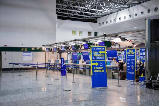 Foto IPP LM Roberta Corradin Aeroporto Malpensa 05 03 2020 Emergenza Coronavirus Nella foto: desk del Check-in ryanair vuoti Italy Photo Press - World Copyright  0