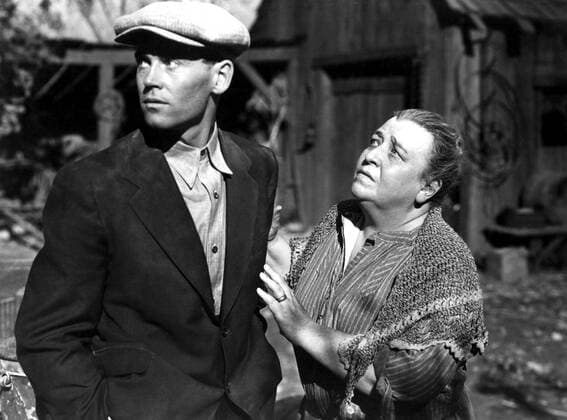 OSCARS. Beste Nebendarstellerin. PreistrÃ¤gerinnen 1941-1950 THE GRAPES OF WRATH, Henry Fonda, Jane Darwell, 1940, TM and Copyright (c) 20th Century Fox Film Corp. All rights reserved. Â©20thCentFox Courtesy Everett Collection PUBLICATIONXNOTxINxCANxCHNxFRAxITAxJPNxNORxPOLxRUSxESPxUKxUSA Copyright: x20thCentFox CourtesyxEverettxCollectionx MBDGROF EC011