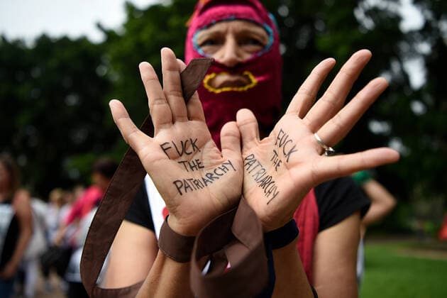 Bilder des Jahres 2020, News 03 März News Themen der Woche KW10 News Bilder des Tages INTERNATIONAL WOMEN S DAY MARCH, Participants prepare to march for International Women s Day 2020 in Sydney, Saturday, March 7, 2020. ( NO ARCHIVING, EDITORIAL USE ONLY, NO USE IN BOOKS WITHOUT CONSENT SYDNEY NSW AUSTRALIA  Copyright: xBIANCAxDExMARCHIx 20200307001454125667