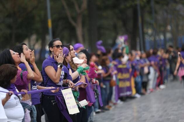 Dozens of women participate in the formation of a human chain against gender violence, on the eve of the celebration of International Women s Day, in Mexico City, Mexico, 07 March 2020. Women form human chain in Mexico to reject gender violence !ACHTUNG: NUR REDAKTIONELLE NUTZUNG!  Copyright: xSashenkaxGutierrezx AME2384 20200308-637192314901828490