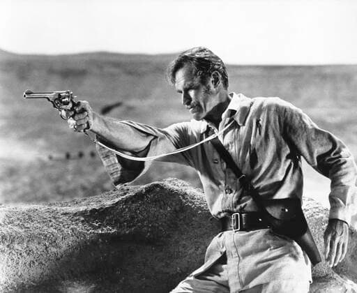 KHARTOUM, Charlton Heston as General Charles Chinese Gordon, 1966 Courtesy Everett Collection PUBLICATIONXNOTxINxCANxCHNxFRAxITAxJPNxNORxPOLxRUSxESPxUKxUSA Copyright: xCourtesyxEverettxCollectionx MBDKHAR EC013