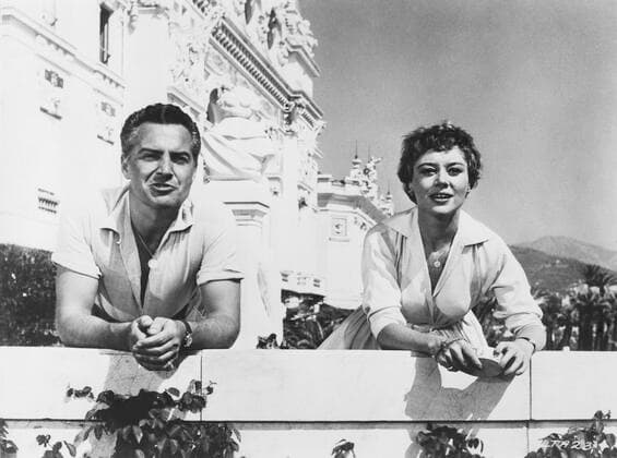LOSER TAKES ALL, from left: Rossano Brazzi, Glynis Johns, 1956 Courtesy Everett Collection PUBLICATIONXNOTxINxCANxCHNxFRAxITAxJPNxNORxPOLxRUSxESPxUKxUSA Copyright: xCourtesyxEverettxCollectionx MBDLOTA EC007