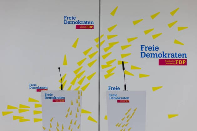 Backer of the parliamentary group FDP, 13 02 2020, Berlin Germany , News, Politics, German Bundestag xprx