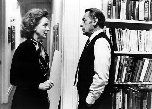 OSCARS: Beste Nebendarstellerin, PreistrÃ¤gerinnen 1971-1980 NETWORK,1976, Beatrice Straight and William Holden Courtesy Everett Collection PUBLICATIONXNOTxINxCANxCHNxFRAxITAxJPNxNORxPOLxRUSxESPxUKxUSA Copyright: xCourtesyxEverettxCollectionx MBDNETW EC003