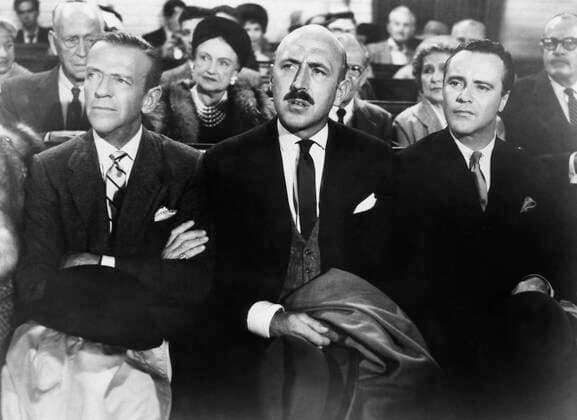 THE NOTORIOUS LANDLADY, Fred Astaire, Lionel Jeffries, Jack Lemmon, 1962 Courtesy Everett Collection PUBLICATIONXNOTxINxCANxCHNxFRAxITAxJPNxNORxPOLxRUSxESPxUKxUSA Copyright: xCourtesyxEverettxCollectionx MBDNOLA EC014