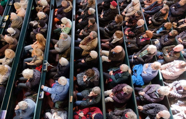 Crowd of people in the church on 08 03 2020 in Munich E R L O E S E R K I R C H E Germany xx