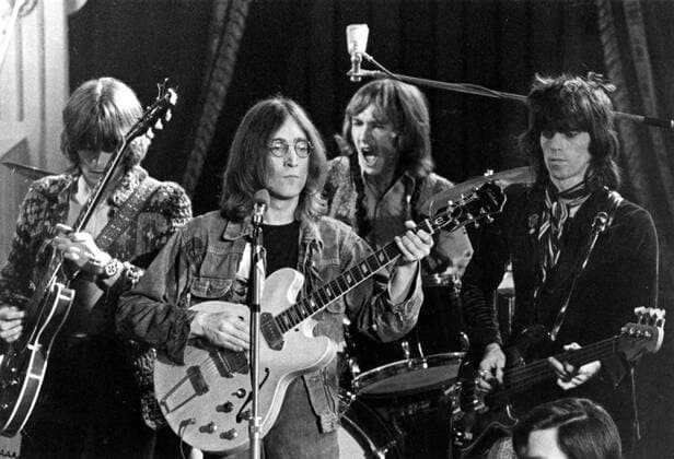 THE ROLLING STONES ROCK & ROLL CIRCUS, Eric Clapton, John Lennon, Mitch Mitchell, Keith Richards, 1968 (released 1996) ABKCO Films Courtesy Everett Collection !ACHTUNG AUFNAHMEDATUM GESCHÃ„TZT! PUBLICATIONXNOTxINxCANxCHNxFRAxITAxJPNxNORxPOLxRUSxESPxUKxUSA Copyright: xABKCOxFilms CourtesyxEverettxCollectionx MBDROST EC005