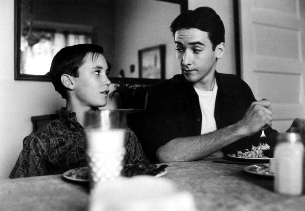 STAND BY ME, Wil Wheaton, John Cusack, 1986. Courtesy Everett Collection !ACHTUNG AUFNAHMEDATUM GESCHÃ„TZT! PUBLICATIONXNOTxINxCANxCHNxFRAxITAxJPNxNORxPOLxRUSxESPxUKxUSA Copyright: xCourtesyxEverettxCollectionx MBDSTBY EC004