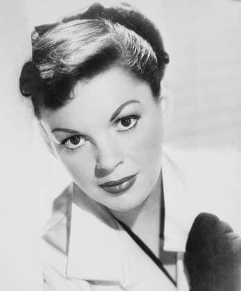 A STAR IS BORN, Judy Garland, 1954 !ACHTUNG AUFNAHMEDATUM GESCHÃ„TZT! PUBLICATIONXNOTxINxCANxCHNxFRAxITAxJPNxNORxPOLxRUSxESPxUKxUSA Copyright: xCourtesyxEverettxCollectionx MBDSTIS EC174