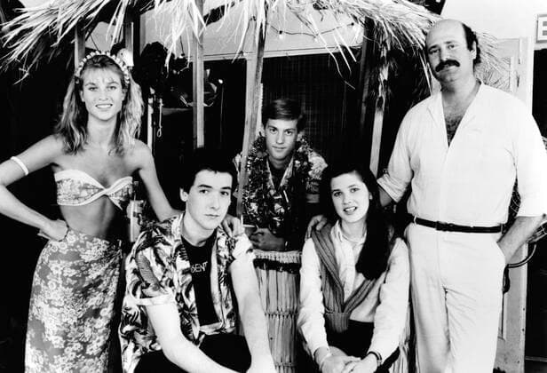 THE SURE THING, Nicollette Sheridan, John Cusack, Anthony Edwards, Daphne Zuniga, director Rob Reiner, on-set, 1985, (c) Embassy Pictures courtesy: Everett Collection Embassy Pictures Courtesy Everett Collection !ACHTUNG AUFNAHMEDATUM GESCHÃ„TZT! PUBLICATIONXNOTxINxCANxCHNxFRAxITAxJPNxNORxPOLxRUSxESPxUKxUSA Copyright: xEmbassyxPictures CourtesyxEverettxCollectionx MBDSUTH EC013