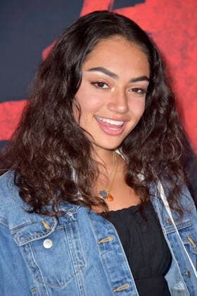 Avani Gregg bei der Weltpremiere des Kinofilms Mulan im Dolby Theatre. Los Angeles, 09.03.2020 *** Avani Gregg at the world premiere of the feature film Mulan at Dolby Theatre Los Angeles, 09 03 2020 Foto:xD.xStarbuckx xFuturexImage