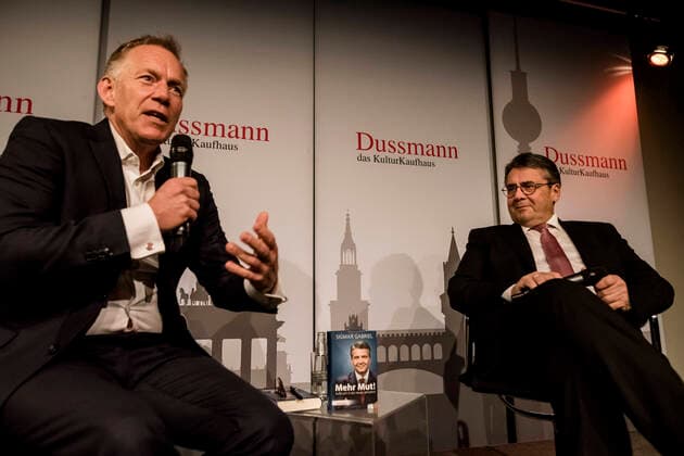 Johannes B Kerner Sigmar Gabriel More Courage Europe, Germany, Berlin, 10 03 2020 The former Federal Chairman of the SPD and Vice Chancellor Sigmar Gabriel presents his book More Courage A series of conversations with Johannes B Kerner at the Dussmann cultural department store