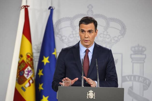 Spanish Primer Minister, Pedro Sanchez, addresses a press conference after the inter-ministerial committee briefing held on COVID-19 at Moncloa Presidential Palace in Madrid, Spain, 10 March 2020. At least 1,639 people have tested positive for the COVID-19 disease caused by the SARS-CoV-2 coronavirus, while 36 of those infected have died in Spain. Pedro Sanchez on COVID-19 !ACHTUNG: NUR REDAKTIONELLE NUTZUNG!  Copyright: xJAVIERxLIZONx GRAF5262 20200310-637194712243244547