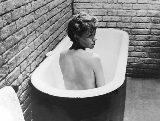 THE WEAK AND THE WICKED, (aka YOUNG AND WILLING), Glynis Johns, 1954 !ACHTUNG AUFNAHMEDATUM GESCHÃ„TZT! PUBLICATIONXNOTxINxCANxCHNxFRAxITAxJPNxNORxPOLxRUSxESPxUKxUSA Copyright: xCourtesyxEverettxCollectionx MBDWEAN EC015