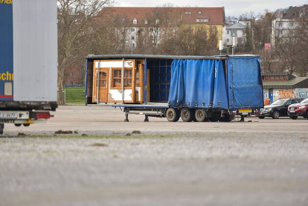 Corona Virus Cannstatter Wasen and Spring Festival has been cancelled Due to the increasing number of infected people, major events are also being cancelled in Stuttgart Here Copyright: xMaxxKovalenkox