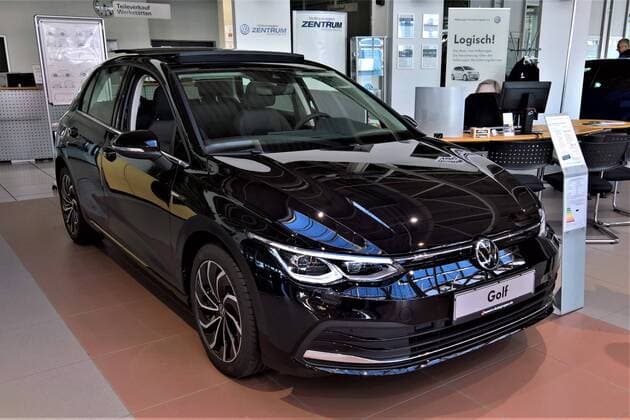 VW Volkswagen Golf VIII Golf 8 Style, new price 41200 Euro
