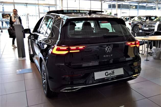 VW Volkswagen Golf VIII Golf 8 Style, new price 41200 Euro