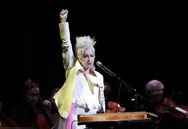 Bilder des Jahres 2020, Entertainment 03 März Entertainment Themen der Woche KW11 Entertainment Bilder des Tages Cyndi Lauper performs at the Fourth Annual LOVE ROCKS NYC Benefit Concert For God s Love We Deliver at the Beacon Theatre on Thursday, March 12, 2020 in New York City.  NYP20200312171 JOHNxANGELILLO