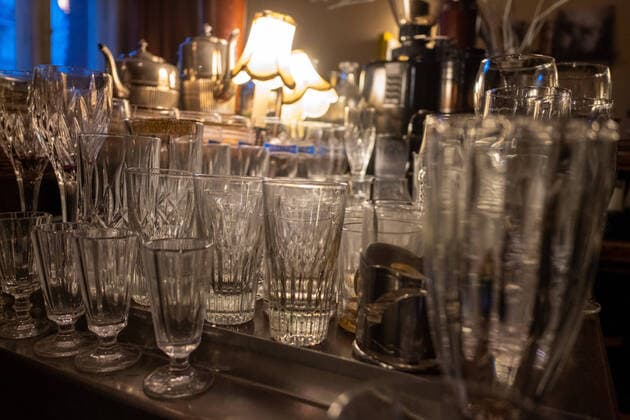 Empty glasses at the counter of the Russian café VOLAND in Berlin Prenzlaueer Berg Pubs, bars and clus are closed to prevent the spread of the coronavirus in Berlin Closure of pubs, bars and clubs in Berlin