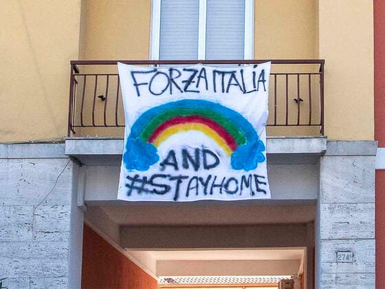 Bilder des Jahres 2020, News 03 März News Bilder des Tages Foto IPP Maurilio Boldrini Verona 16 03 2020 Emergenza Corona ( Covid 19 ) nella foto uno striscione sul balcone con la scritta stiamo a casa Italy Photo Press - World Copyright corona virus a verona  0