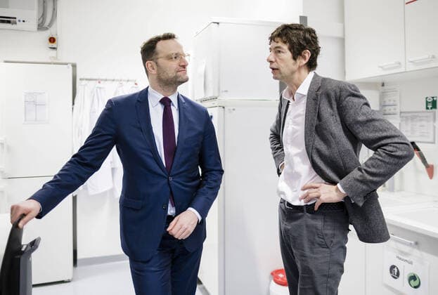 Federal Minister of Health Jens Spahn CDU visits together with the virologist Christian Drosten different laboratories of the Institute of Virology of the Charite Berlin, 07 02 2020 Berlin Germany Copyright: xXanderxHeinl photothek.netx
