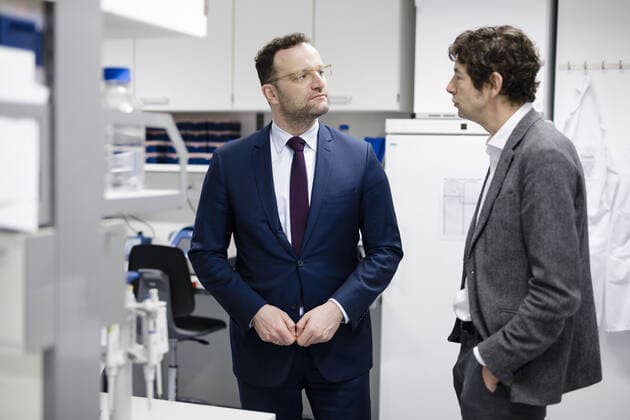 Federal Minister of Health Jens Spahn CDU visits together with the virologist Christian Drosten different laboratories of the Institute of Virology of the Charite Berlin, 07 02 2020 Berlin Germany Copyright: xXanderxHeinl photothek.netx