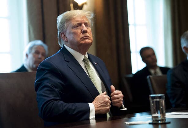 News Bilder des Tages President Donald Trump meets with tourism industry executives to discuss the response to the Coronavirus (COVID-19) pandemic response at the White House in Washington, DC, March 17, 2020, in Washington, D.C. Photo Kevin Dietsch  WAP20200317350 KEVINxDIETSCH