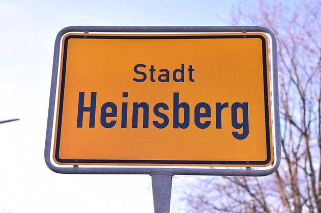 Coronavirus in the Heinsberg district on 17 03 2020 in Heinsberg After the six cases known by Sunday evening in North Rhine-Westphalia, two more people died during the night to Monday, 16 March, in the Heinsberg district in connection with a coronavirus infection xHDx