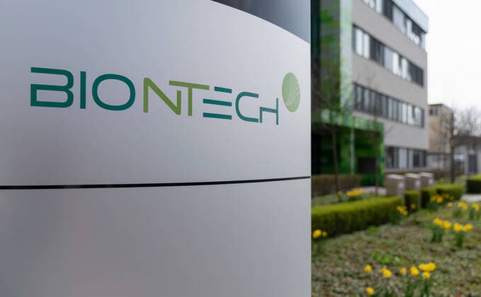 Feature Biontech 17 03 2020, Mainz Biontech, the Mainz-based specialist for immune therapies, is stepping up its global fight against the corona virus and reports rapid progress in the development of a vaccine. In the meantime, around 7000 people in Germany have contracted the virus.