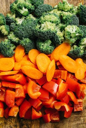 Mixed vegetables sliced on a cutting board still life Frederick, MD, United States CR_EEAV200224E-316563-01