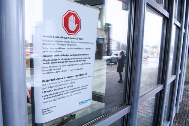 200318 Visiting ban on Karolinska Huddinge due to the spread of Covid 19 on March 18, 2020 in Stockholm,  Copyright: SIMONxHASTEGARD 47078932st