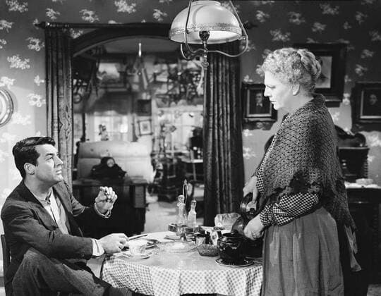 OSCARS. Beste Nebendarstellerin. PreistrÃ¤gerinnen 1941-1950 NONE BUT THE LONELY HEART, Cary Grant, Ethel Barrymore, 1944 Courtesy Everett Collection !ACHTUNG AUFNAHMEDATUM GESCHÃ„TZT! PUBLICATIONXNOTxINxCANxCHNxFRAxITAxJPNxNORxPOLxRUSxESPxUKxUSA Copyright: xCourtesyxEverettxCollectionx MCDNOBU EC031