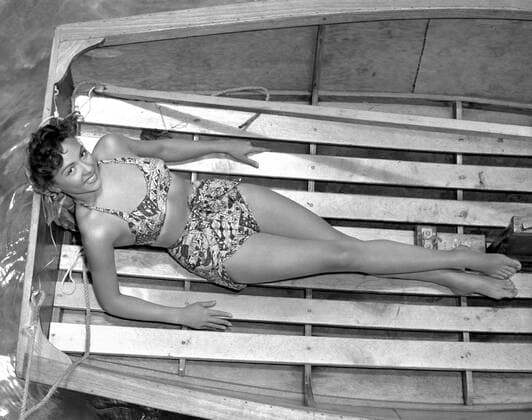 PAGAN LOVE SONG, Rita Moreno, 1950 Courtesy Everett Collection !ACHTUNG AUFNAHMEDATUM GESCHÃ„TZT! PUBLICATIONXNOTxINxCANxCHNxFRAxITAxJPNxNORxPOLxRUSxESPxUKxUSA Copyright: xCourtesyxEverettxCollectionx MCDPALO EC006