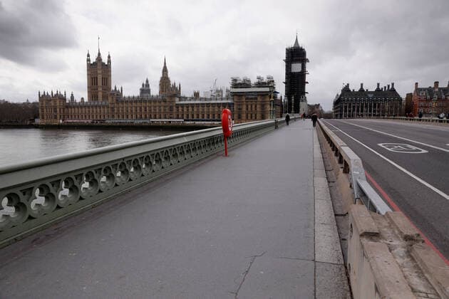 (200319) -- LONDON, March 19, 2020 (Xinhua) -- Photo taken on March 18, 2020 shows a general view of Westminster Bridge and the Houses of Parliament in London, Britain. British Prime Minister Boris Johnson said Wednesday that all schools in the country will close from Friday after health authorities confirmed a death toll of 104 and a total of 2,626 infected cases of the novel coronavirus across the country. (Photo by Tim Ireland Xinhua) BRITAIN-LONDON-COVID-19 
