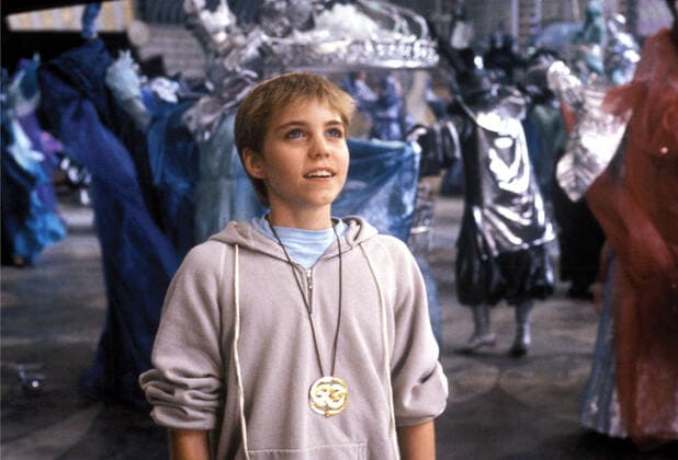 THE NEVERENDING STORY II: THE NEXT CHAPTER, Jonathan Brandis, 1990. (c) Warner Bros. Courtesy: Everett Collection. Warner Bros Courtesy Everett Collection !ACHTUNG AUFNAHMEDATUM GESCHÃ„TZT! PUBLICATIONXNOTxINxCANxCHNxFRAxITAxJPNxNORxPOLxRUSxESPxUKxUSA Copyright: xWarnerxBros CourtesyxEverettxCollectionx MCDNEST EC002