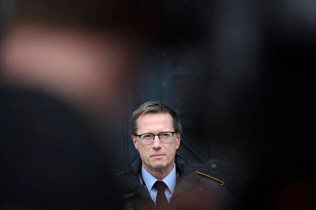 State Police Chief of the Thorkild State Police is present at a doorstep focusing on the message Now keep a distance from each other, at the Copenhagen Police Square on Friday, March 20, 2020 There are still too many Danes who do not take the COVID 19 situation seriously enough and gather in small areas It increases the spread of coronavirus and it mu  Copyright: PhilipxDavali PhilipxDavalix COP113 spdk20200320-120427-L