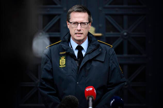 State Police Chief of the Thorkild State Police is present at a doorstep focusing on the message Now keep a distance from each other, at the Copenhagen Police Square on Friday, March 20, 2020 There are still too many Danes who do not take the COVID 19 situation seriously enough and gather in small areas It increases the spread of coronavirus and it mu  Copyright: PhilipxDavali PhilipxDavalix COP113 spdk20200320-120454-L