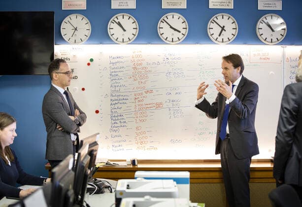 Federal Foreign Minister Heiko Maas, SPD, visits the Crisis Response Centre at the Federal Foreign Office Here the repatriation of German citizens from abroad is organised Berlin 20 03 2020 Berlin Germany Copyright: xThomasxKoehler photothek.dex