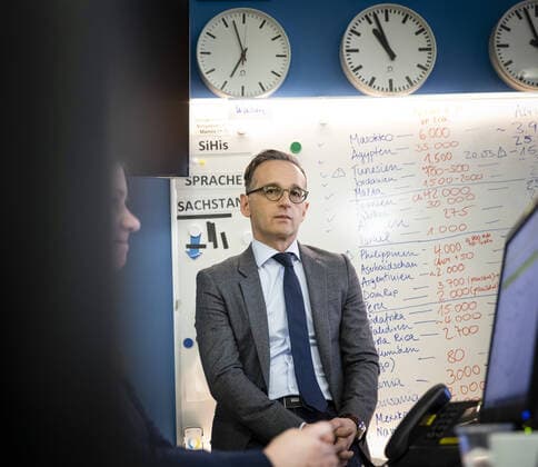 Federal Foreign Minister Heiko Maas, SPD, visits the Crisis Response Centre at the Federal Foreign Office Here the repatriation of German citizens from abroad is organised Berlin 20 03 2020 Berlin Germany Copyright: xThomasxKoehler photothek.dex