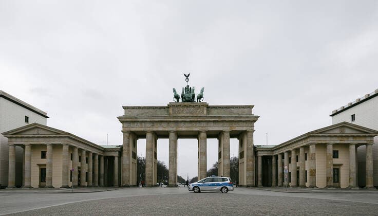 The Brandenburg Gate Menschenleer in Berlin 20 03 2020 Berlin Germany Copyright: xFelixxZahn photothek.netx