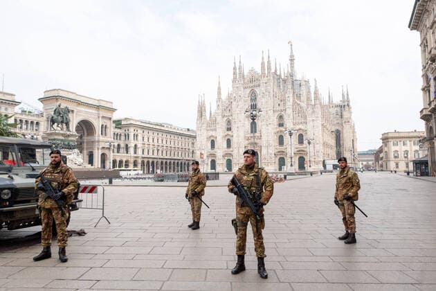 Milan, the military on duty in the Safe Roads operation will soon be directly employed in the control of anti-Coronavirus measures (Massimo Alberico Fotogramma, Milan - 2020-03-20) p.s. la foto e utilizzabile nel rispetto del contesto in cui e stata scattata, e senza intento diffamatorio del decoro delle persone rappresentate  Copyright: xMassimoxAlbericox xFOTOGRAMMAx