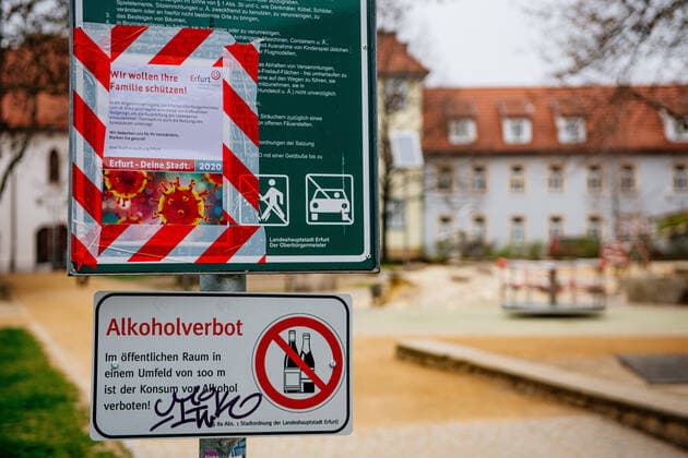 Erfurt , 20 03 2020 , Coronavirus in Erfurt , Erfurt closes sales outlets and restaurants to contain the coronavirus Image Erfurt closes playgrounds to contain the coronavirus