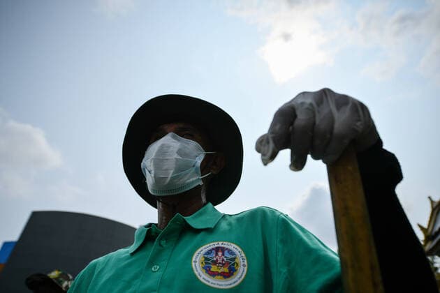 March 20, 2020, Bangkok, Thailand: A man wears a protective mask as a preventive measure against the spread of Coronavirus at the Chatuchak Weekend Market in Bangkok..Thailand has so far reported 322 cases of COVID-19 coronavirus with most of the cases reported in the Capital city of Bangkok. Bangkok Thailand - ZUMAs197 20200320_zaa_s197_032 Copyright: xAmpholxThongmueangluangx
