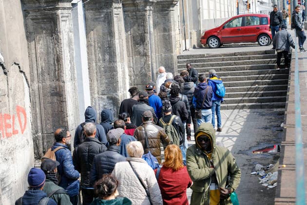 March 20, 2020, Naples, CAMPANIA, ITALY: Italy-20 03 2020 Naples, during the pandemic of the covid-19 virus, the streets are empty both in the center and in the suburbs but the inconvenience for citizens with garbage heaps begins, the lack of food for the less well-off. Now the military arrives, but the Neapolitans do not afflict themselves and respond with flags and banners from the balconies. Naples ITALY - ZUMAs236 20200320_zap_s236_050 Copyright: xFabioxSassox