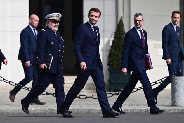 Bilder des Jahres 2020, News 03 März News Bilder des Tages Emmanuel Macron - president de la Republique Alexis Kohler - secretaire general de l Elysee NEWS : Conseil de Defense et de securite Nationale - 20 03 2020 JBAutissier Panoramic 