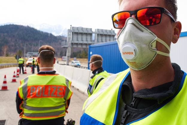 Border controls in Füssen, March 17, 2020. Policemen control every vehicle entering the border to Germany due to the Corona virus disease (COVID-19) on March 17, 2020 in Füssen, Germany