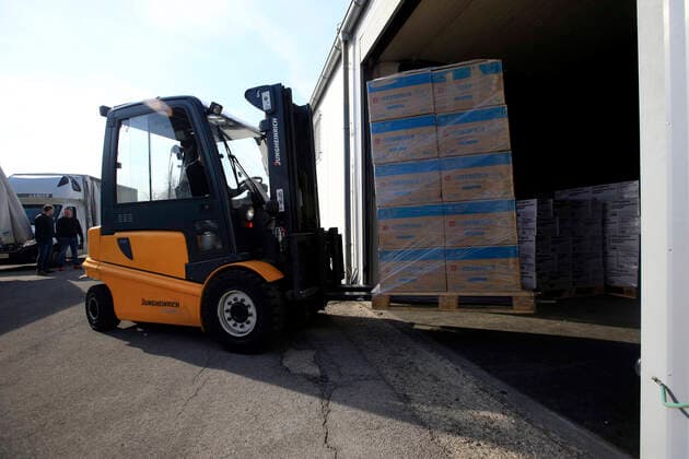 UEFA President Alexander Ceferin donated protective masks to Slovenia 20.03.2020., - Ljubljana, Slovenia - Shipment of 300,000 protective masks from China has arrived in Ljubljana. This shipment was donated to Slovenia by UEFA President Alexander Ceferin thanks to a friendship with Alibaba s founder Jack Ma. BorutxZivulovic FAxBobo PIXSELL