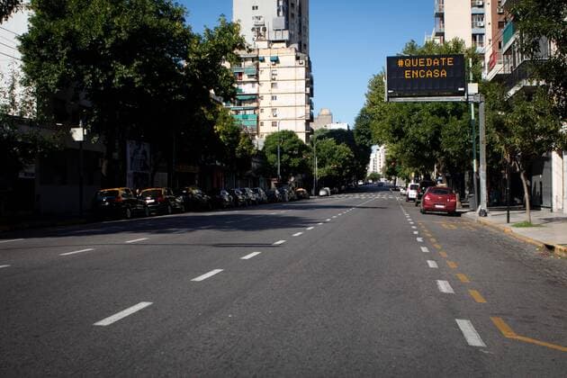 Mar 20, 2020 - Buenos Aires, Argentina - Currently there is a mandatory total quarantine in Argentina due to the coronavirus. It implies the total restriction of movement of the population except for some essential professions such as doctors, police and the press. Transportation means are limited and controlled by police personnel. Cinemas, shopping malls, theaters, bars, restaurants are closed. There is no school nor university. The total restriction started today at 00.00. The border is totally closed. There are 158 confirmed cases with coronavirus and 3 deaths. The restriction will last in principle until March 31. Breaking the restriction is a crime. Buenos Aires Argentina - ZUMAa188 20200320_int_a188_001 Copyright: xPaulaxAcunzox